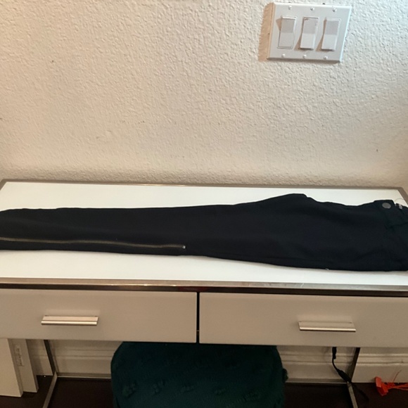 Express jetblack skinny Cargo & Zipper style  jeggings size M ( lot of 2 pairs) - Picture 8 of 11